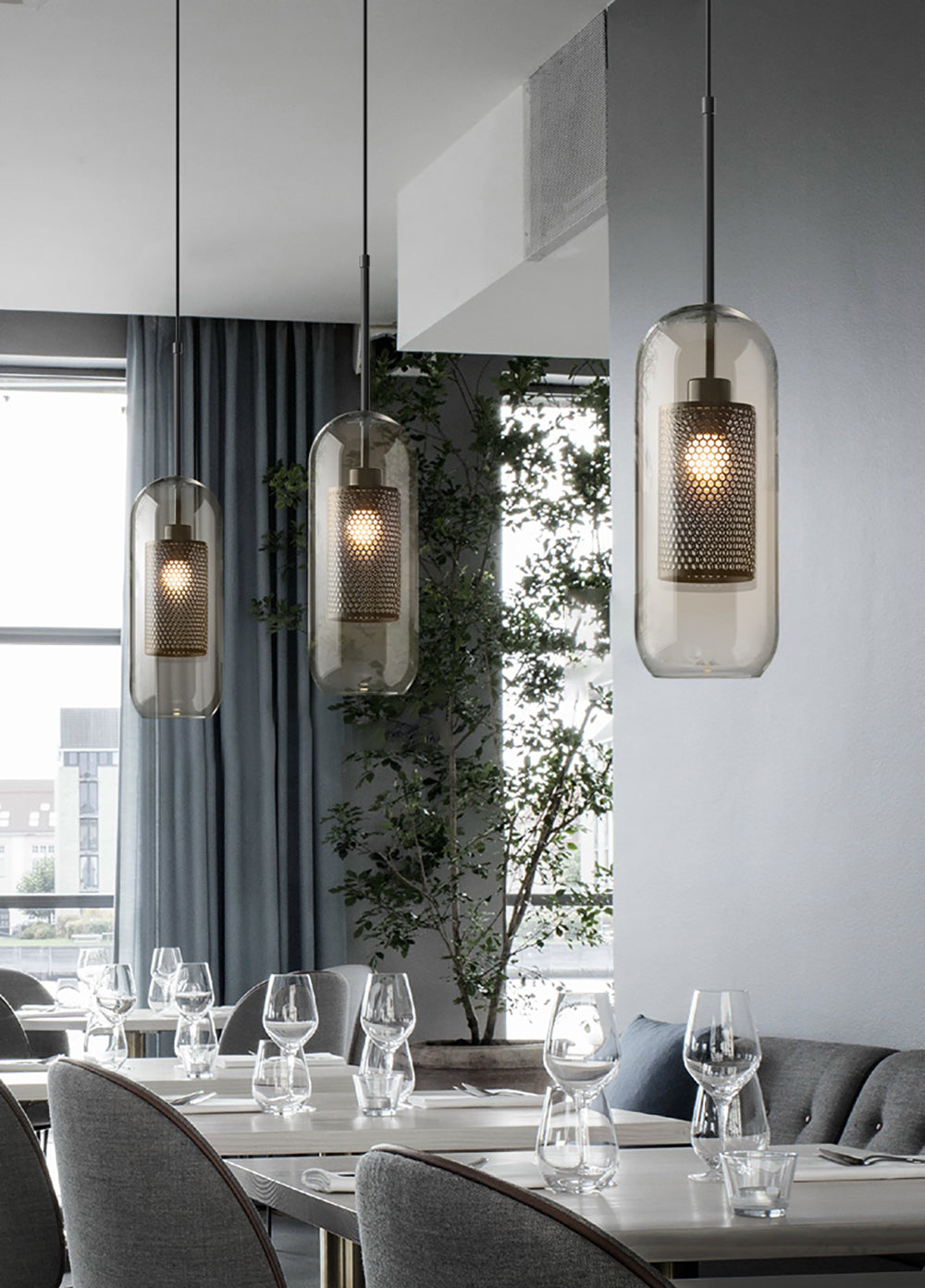 Veleine pendellampe i Chiswick-glas til stuen