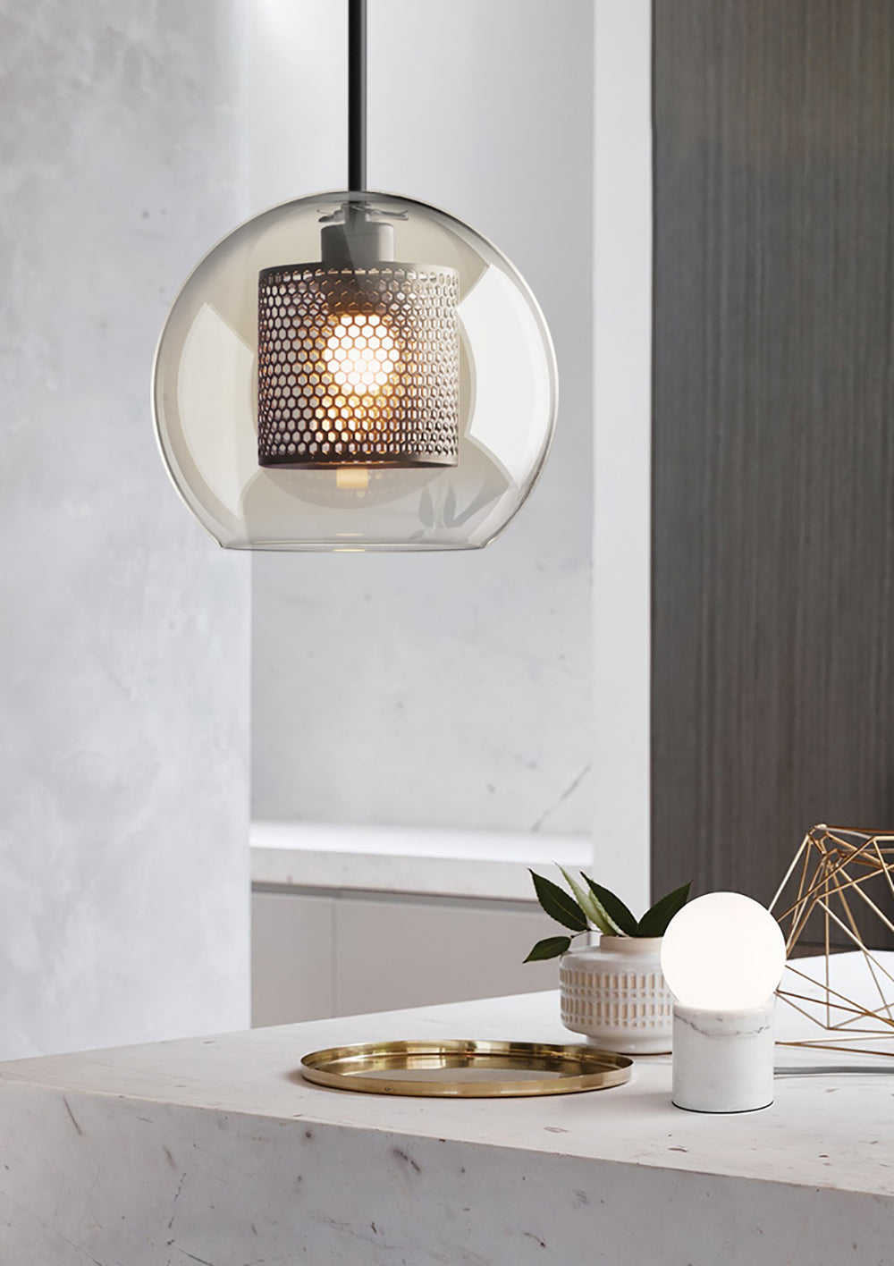 Veleine pendellampe i Chiswick-glas til stuen