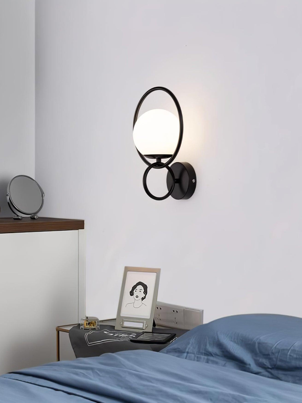 Jaxons minimalistiska vägglampa