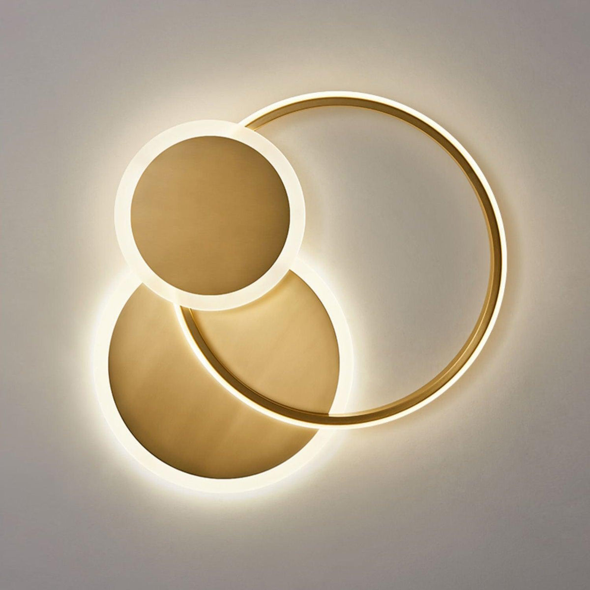 Insk kunstnerisk LED-loftslampe med cirkler