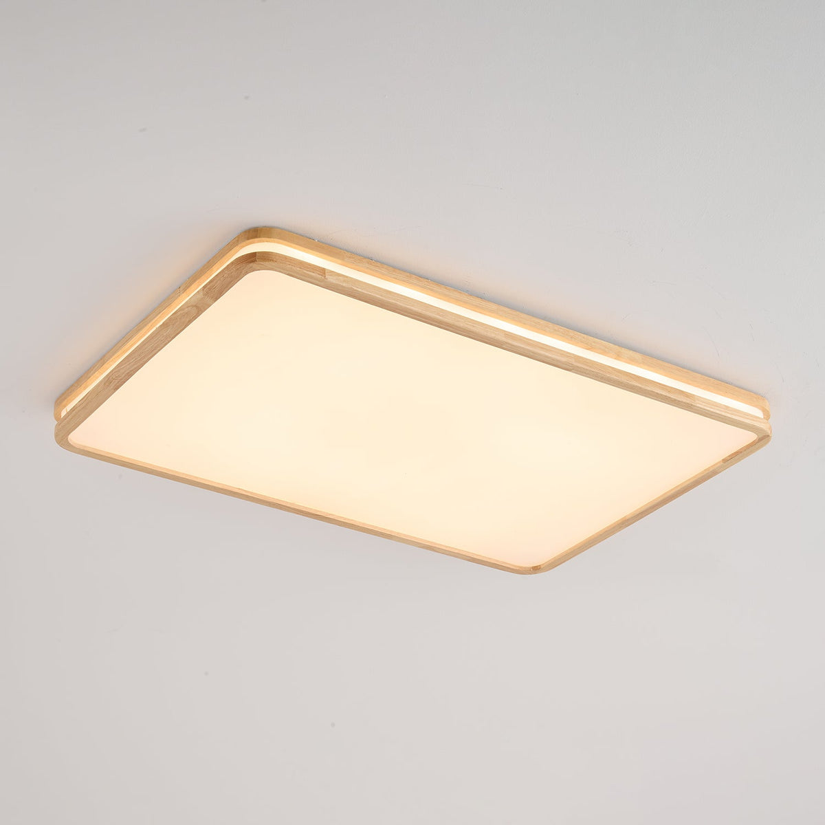 Nysilos moderne minimalistisk loftslampe i træ