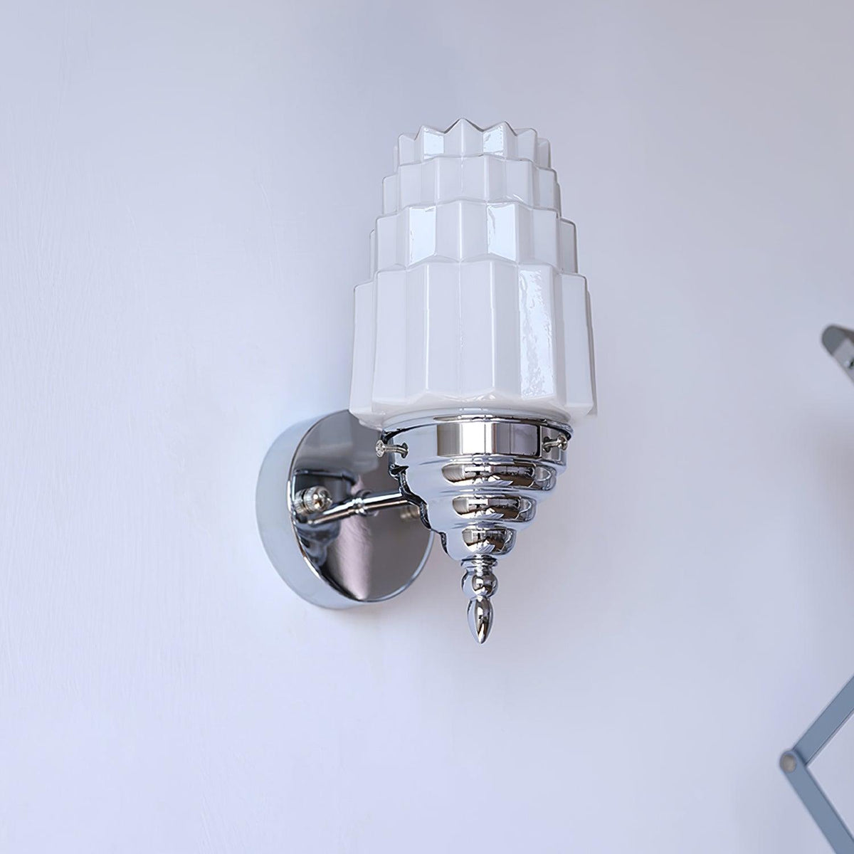Renaline vägglampa