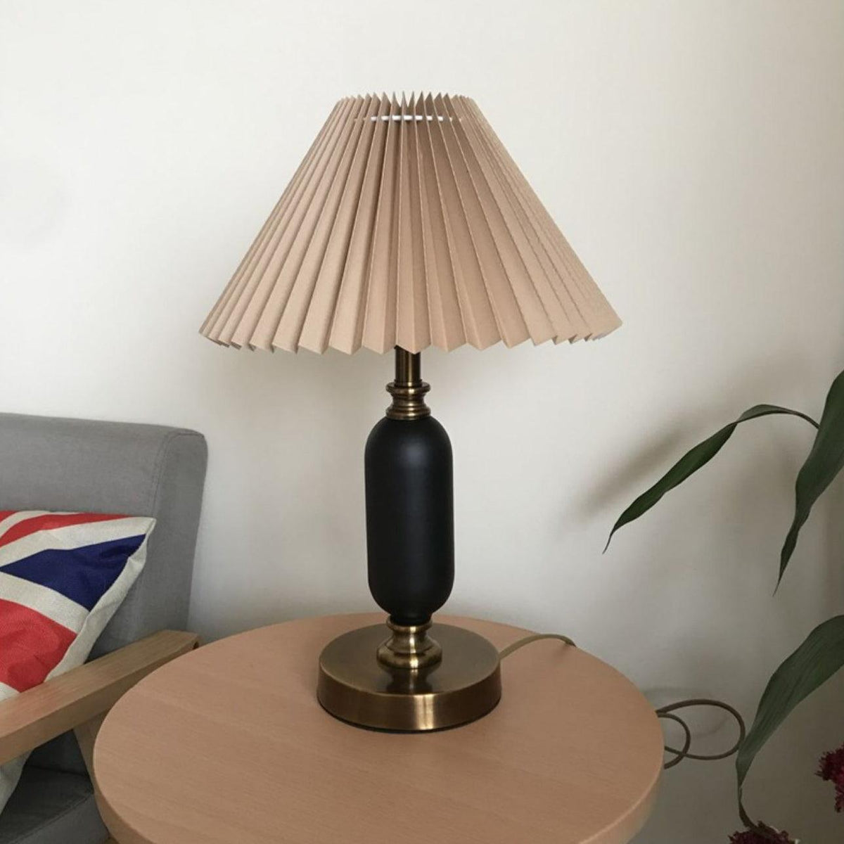 Aurmarila bordslampa i tyg