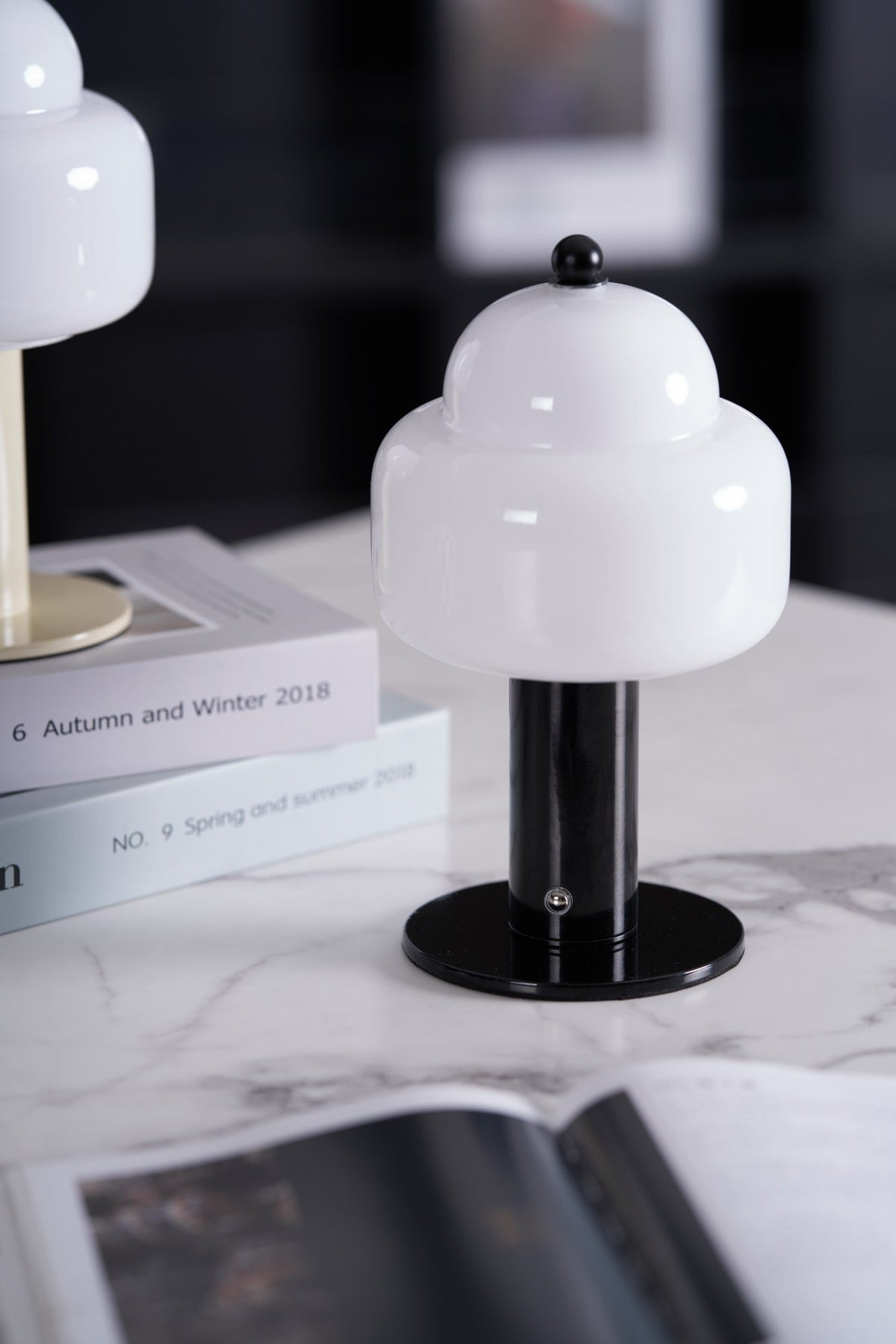 Avenaella moderne bordlampe