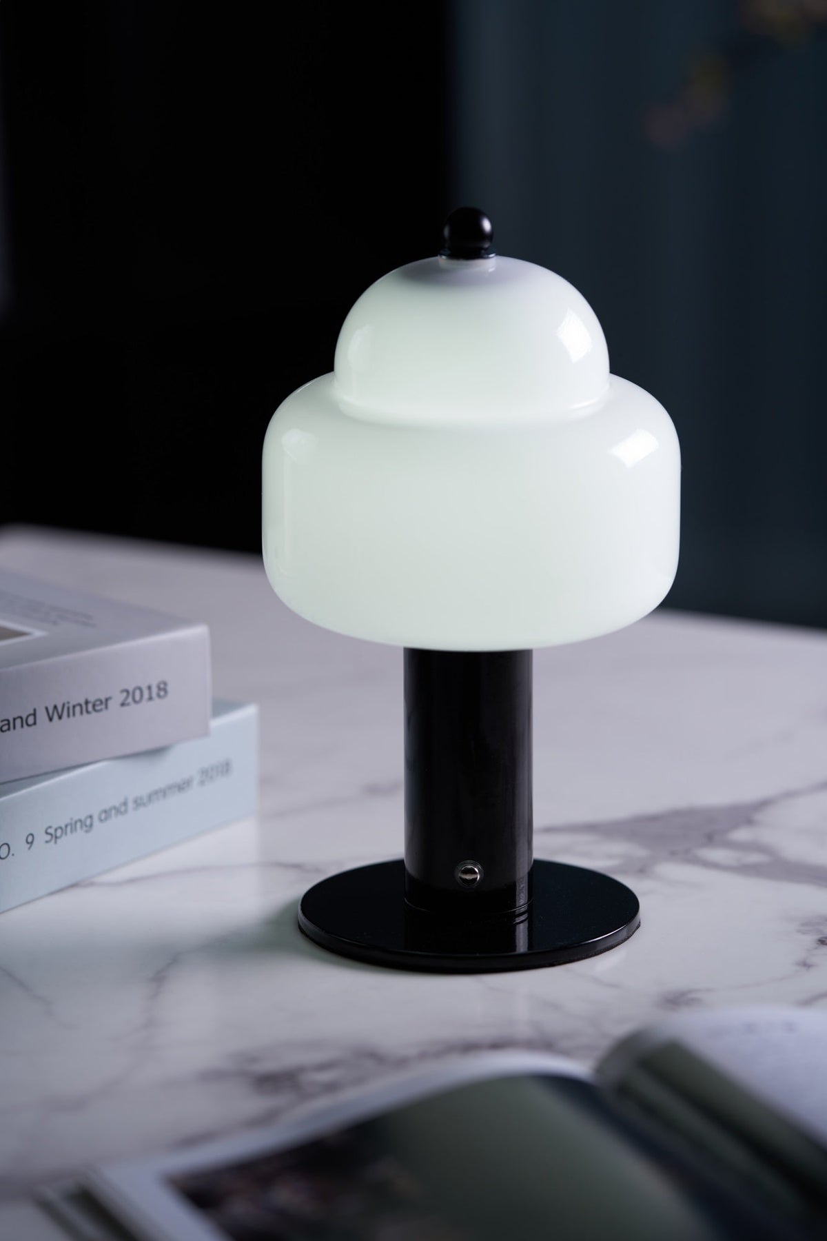 Avenaella moderne bordlampe