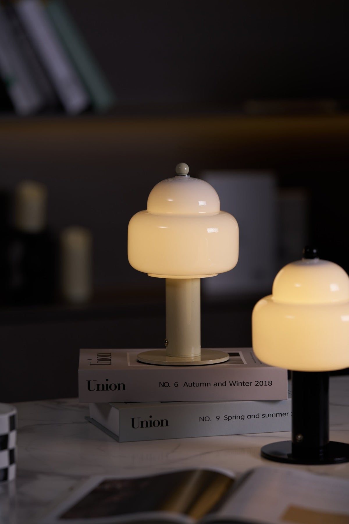 Avenaella moderne bordlampe