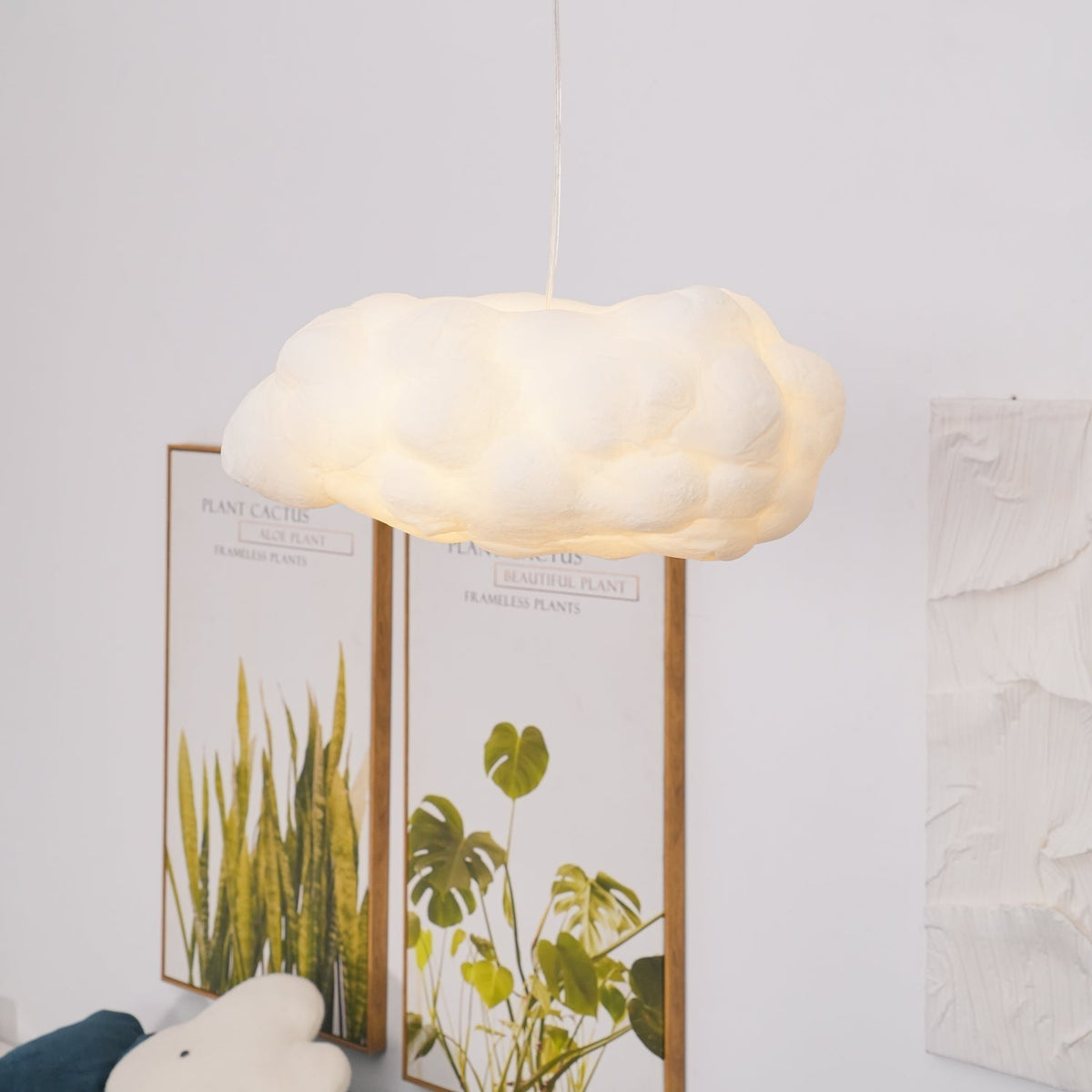 Nively pendellampa i fibersilke