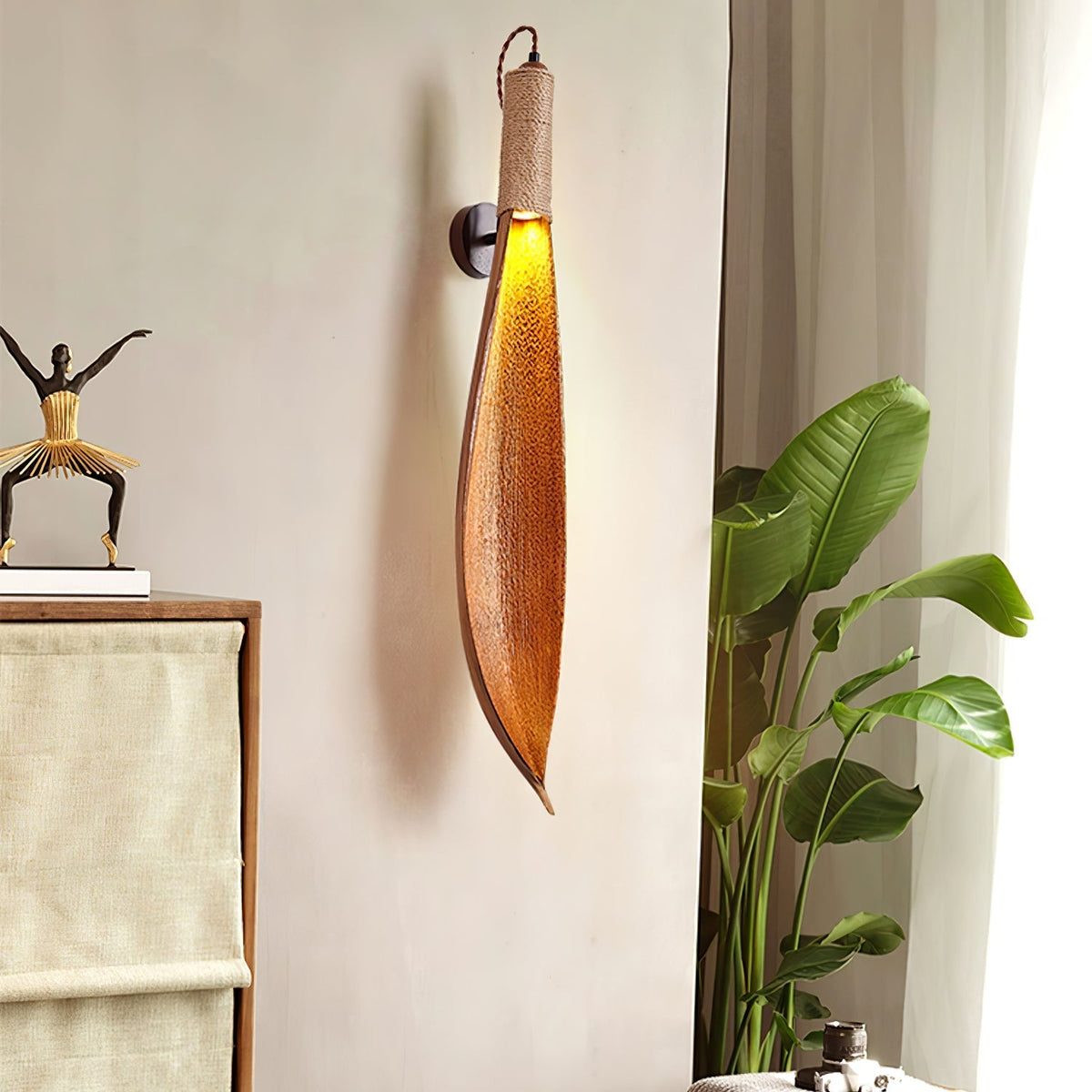 Camarila kreativ individuell vägglampa med blad