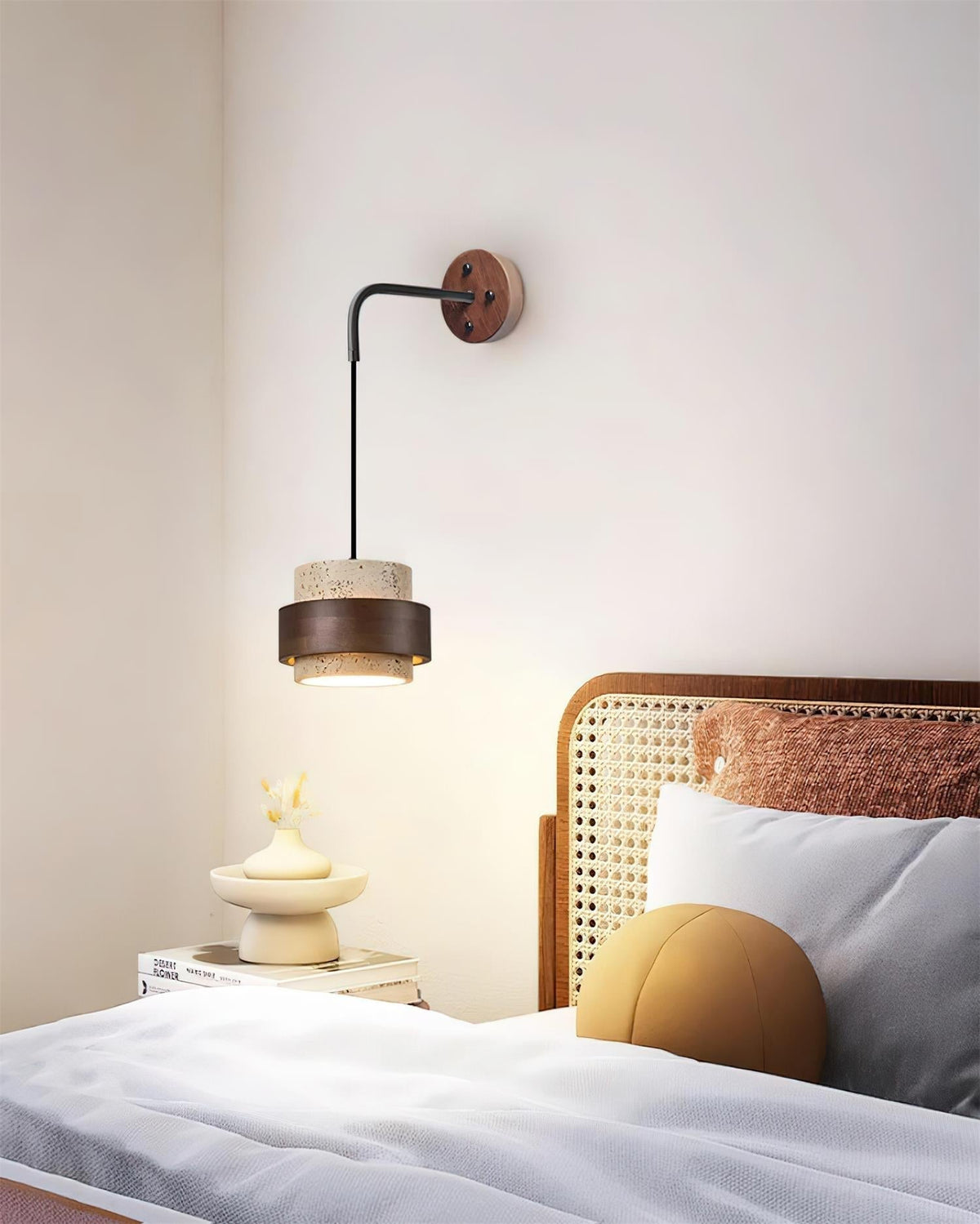 Soranine vägglampa