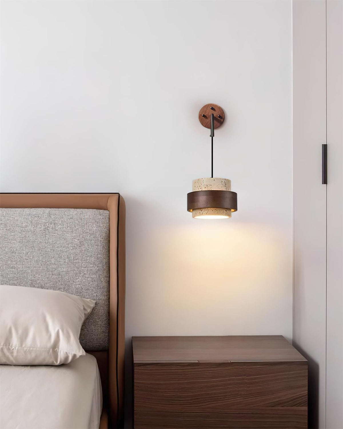 Soranine vägglampa