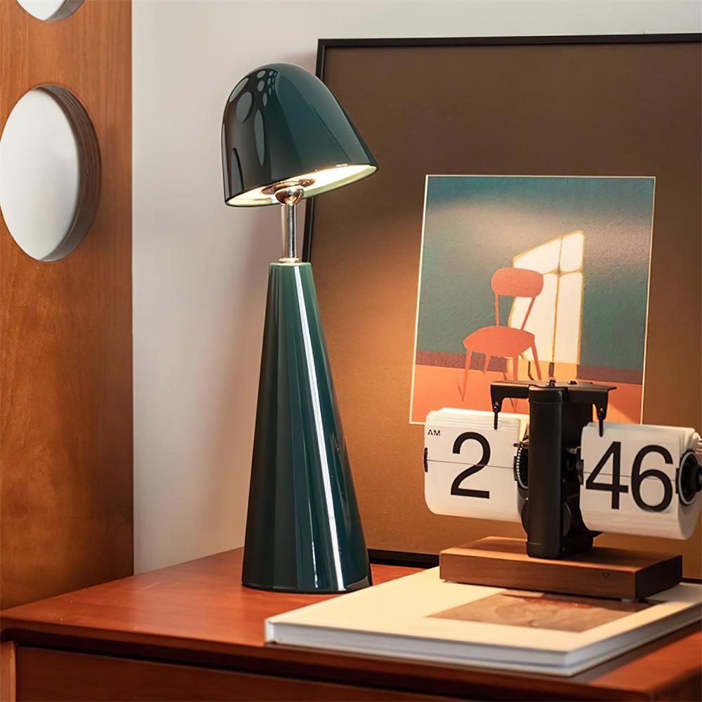 Elaarine Table Lamp