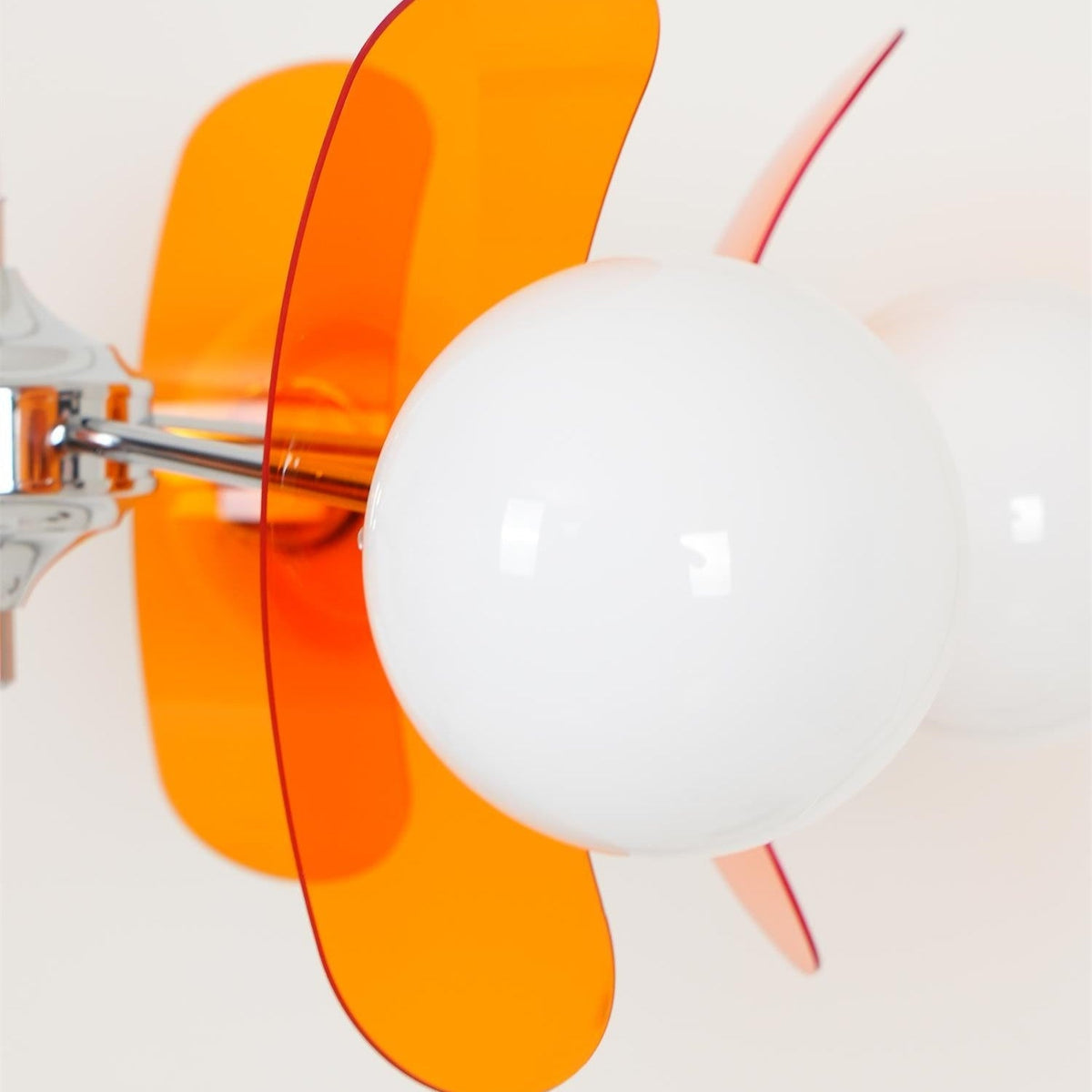 Prism skapandi Sputnik-ljósakróna úr appelsínugulu gleri