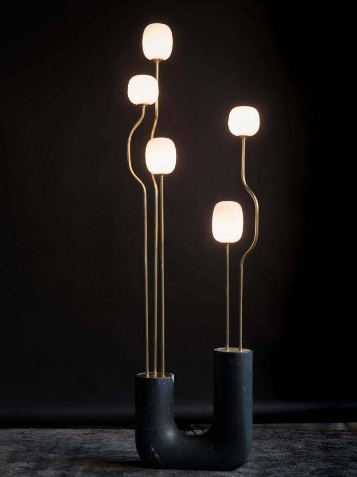Avenoaya elegant kometgolvlampa