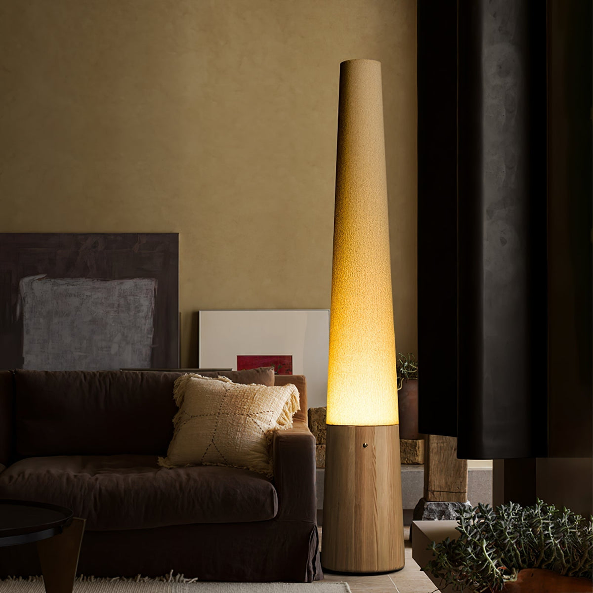 Candeeiro de pé em madeira Glow Cone