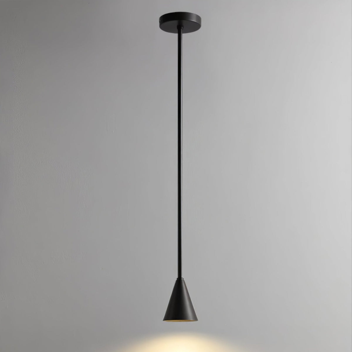 Cutheion moderne minimalistisk pendel i messing
