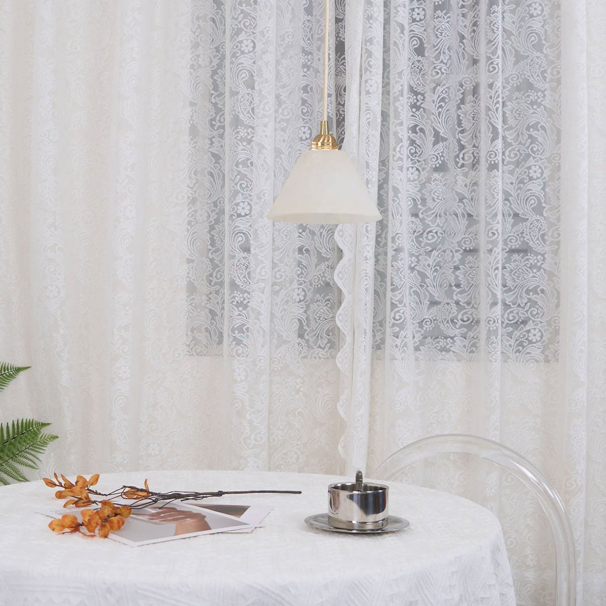 Alberise minimalistisk pendellampa i alabaster