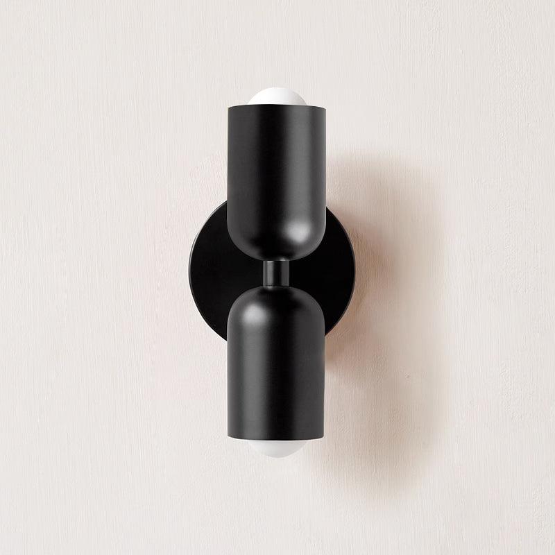 Teriisaine dubbelriktad vägglampa