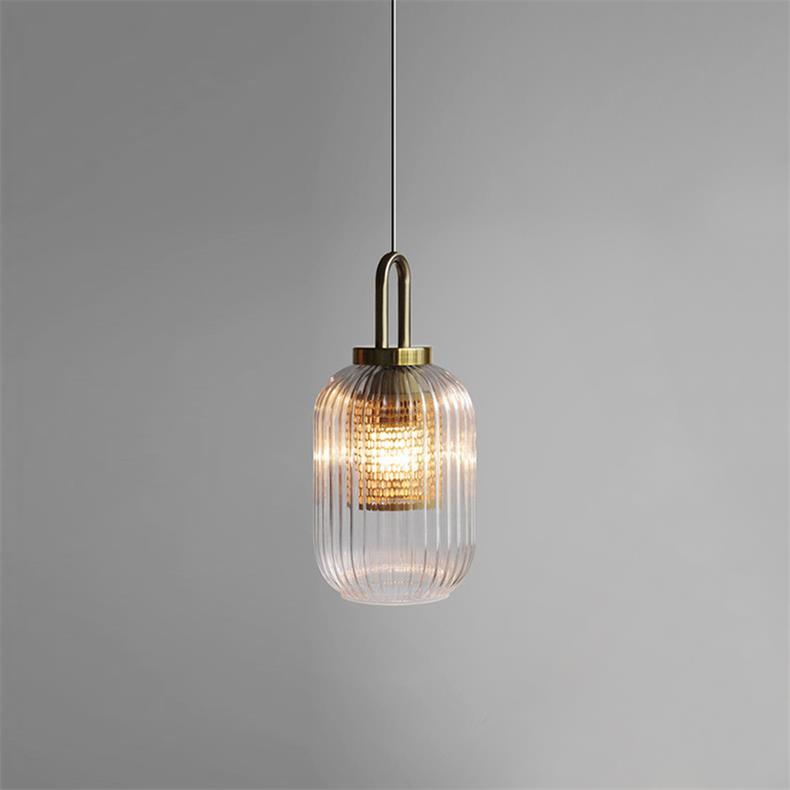 Kae hengilampi í léttum lúxusstíl