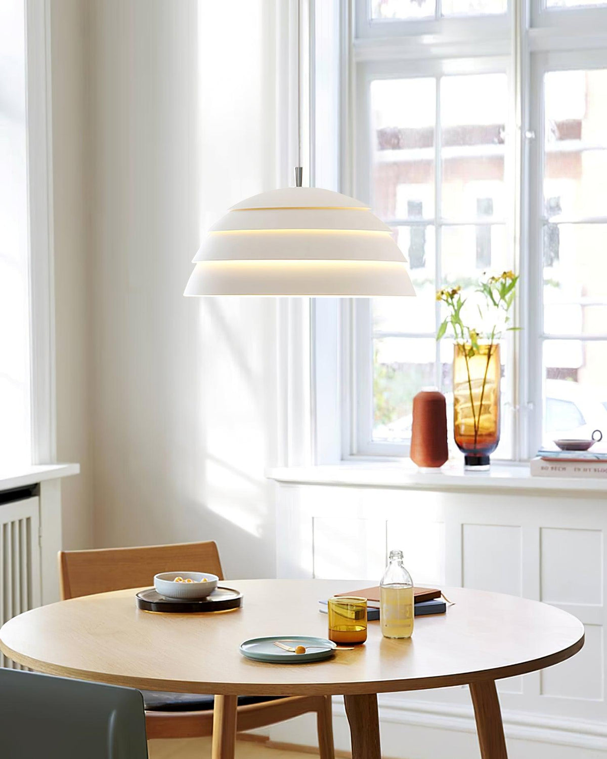 Torin teollisuustyylinen riippuvalaisin