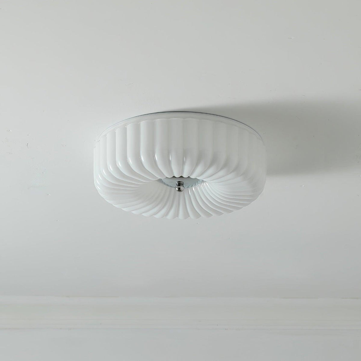 Mivone infälld taklampa i krämfärgat glas