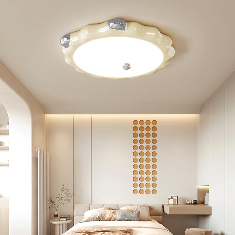 Casolila elegant konstnärlig taklampa i krämfärg