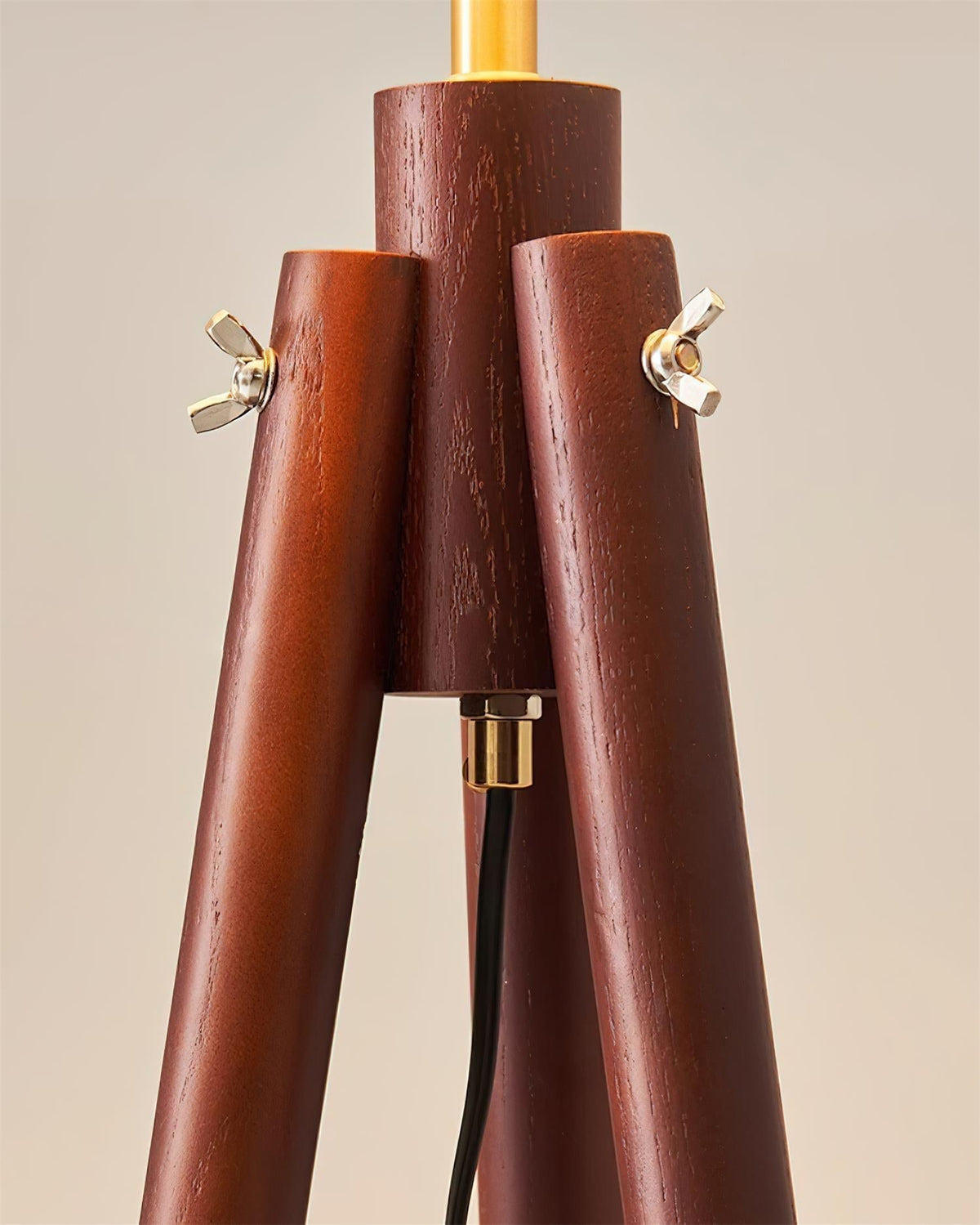 Alwyn-gulvlampe