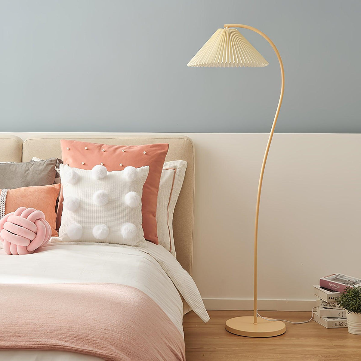 Fyrel minimalistisk gulvlampe i stof