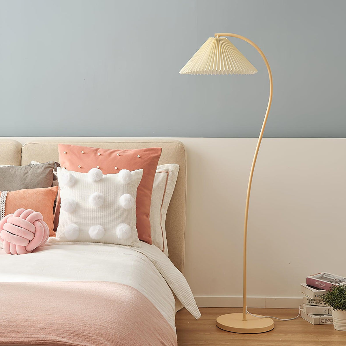 Fyrel minimalistisk gulvlampe i stof