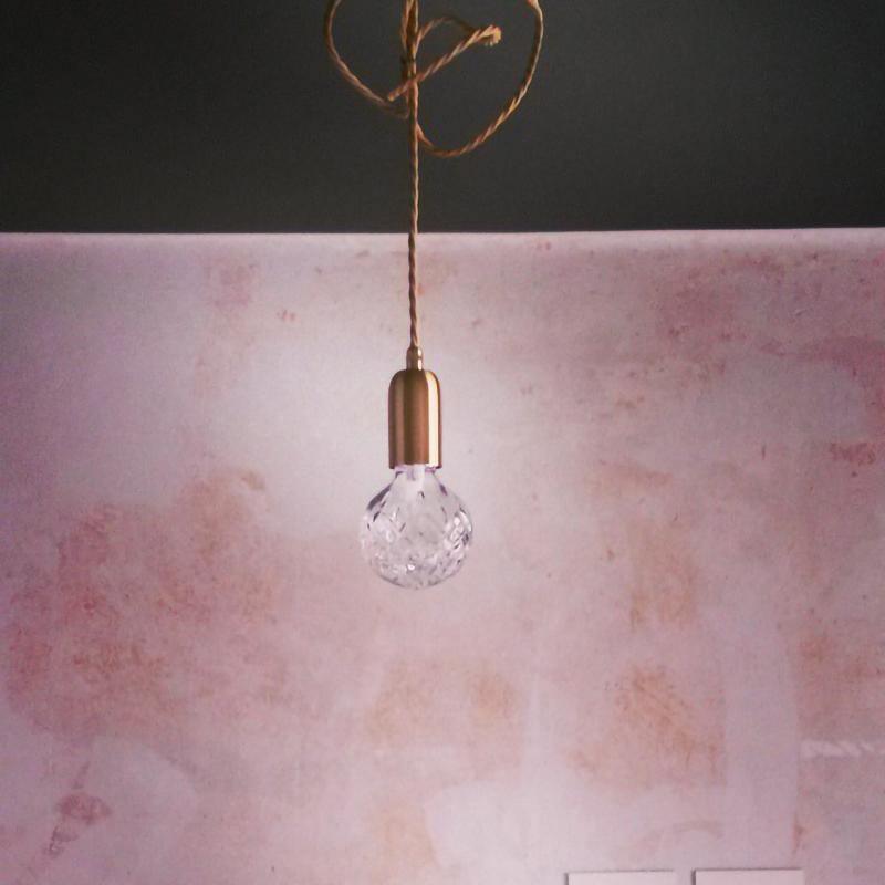 Selanielle pendellampa med kristallglödlampa