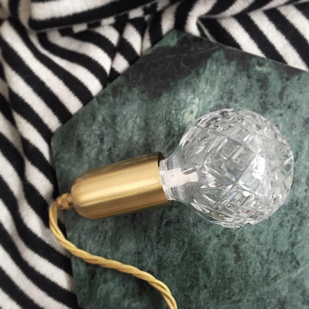 Selanielle pendellampa med kristallglödlampa