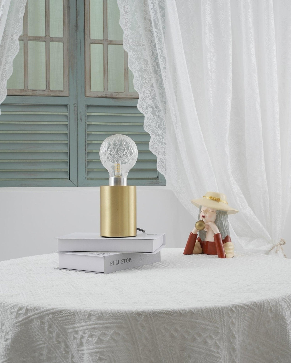 Lyrician industriel bordlampe i messing og glas