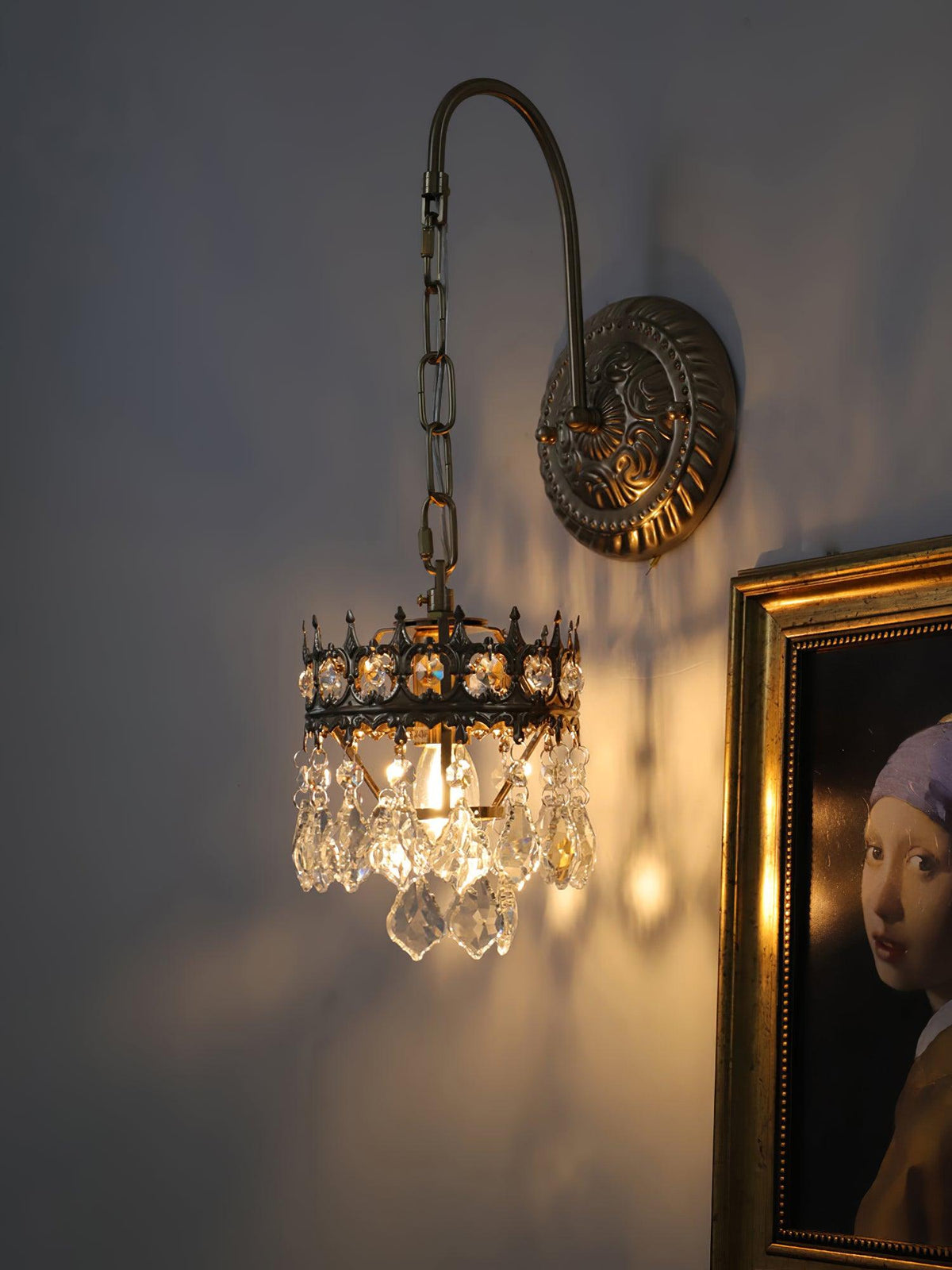 Ivmarila norrænn listskreyttur vegglampi með kórónu og kristal