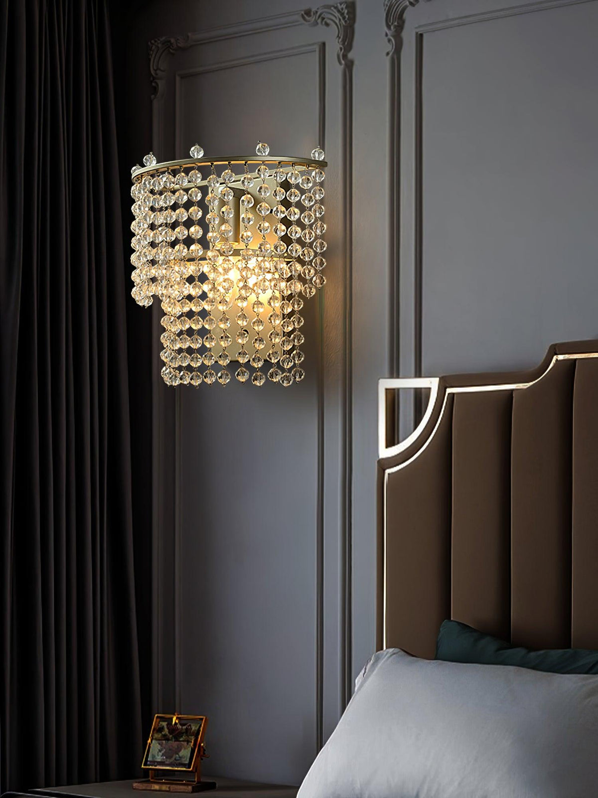 Cyranise vägglampa med kristallvattenfall