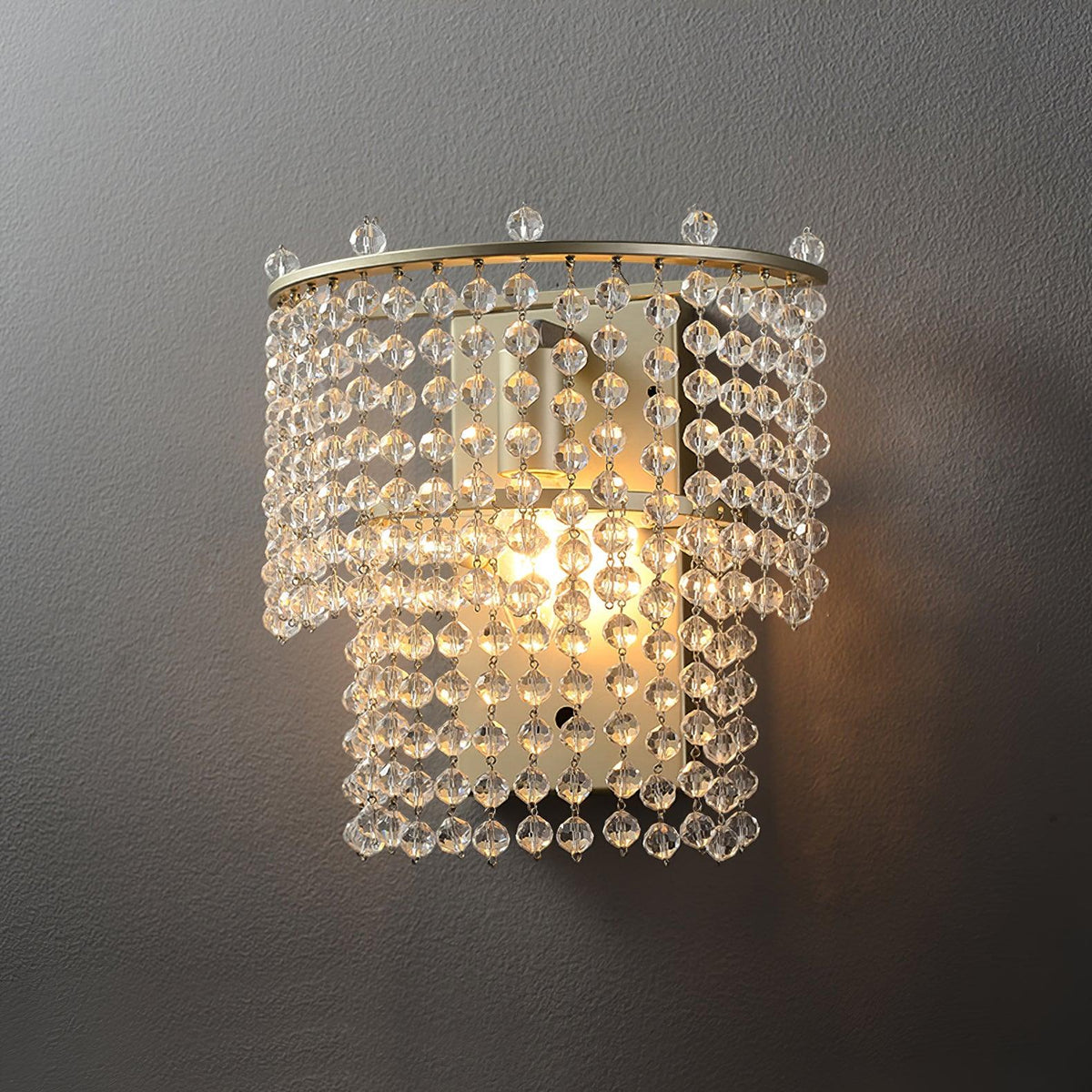 Cyranise vägglampa med kristallvattenfall