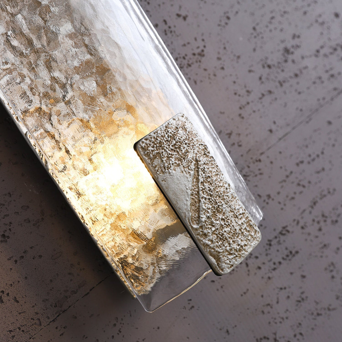 Renaiella Wall Lamp