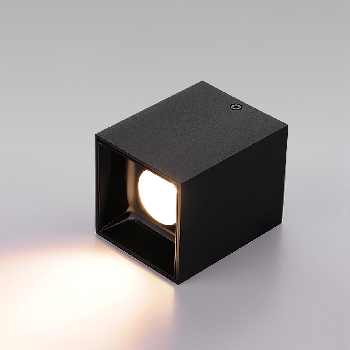 Candeeiro de teto Orelaniella, cubo quadrado preto, projetor