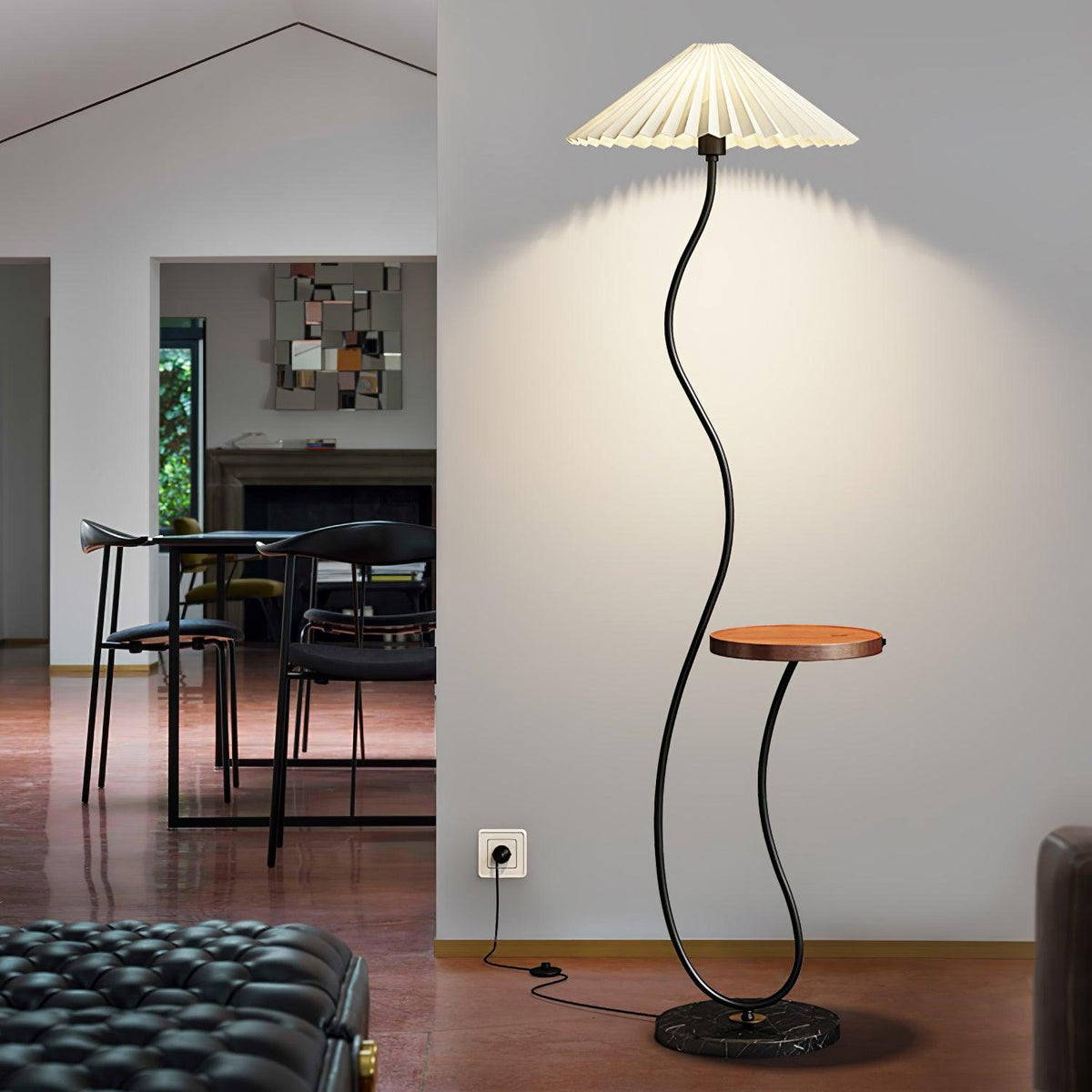 Ghel minimalistisk gulvlampe i træ