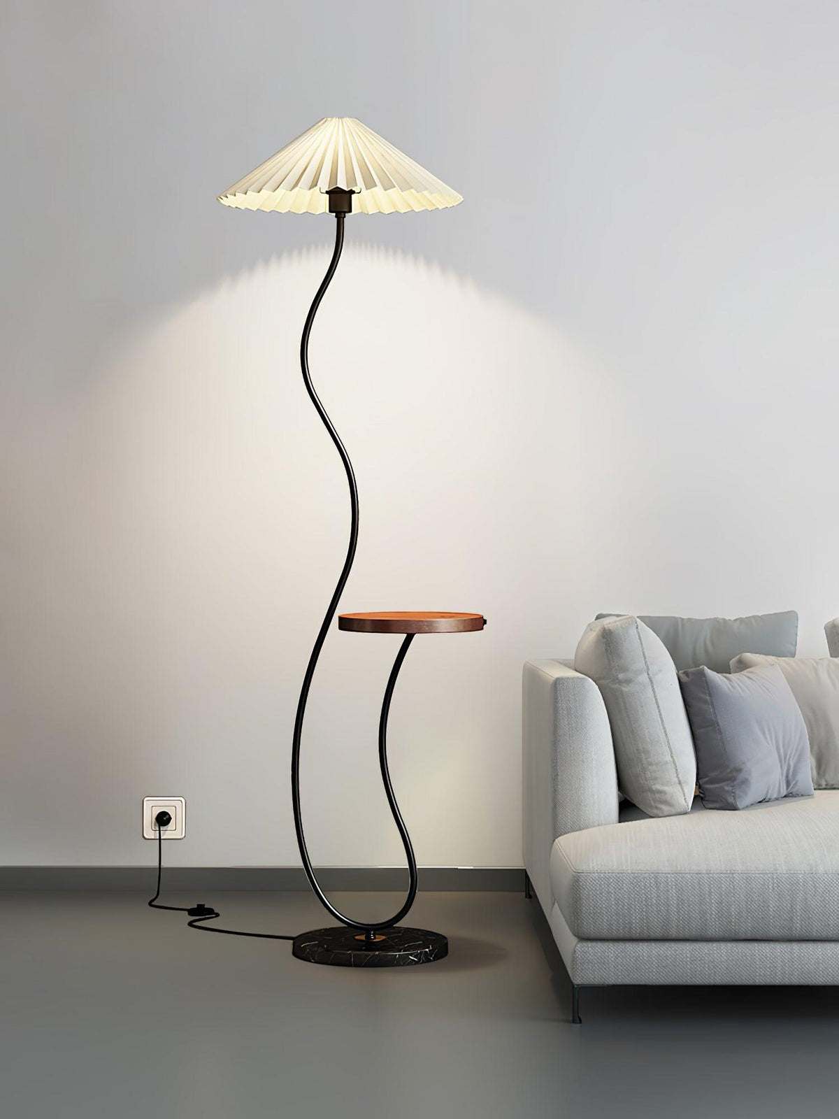 Ghel minimalistisk gulvlampe i træ