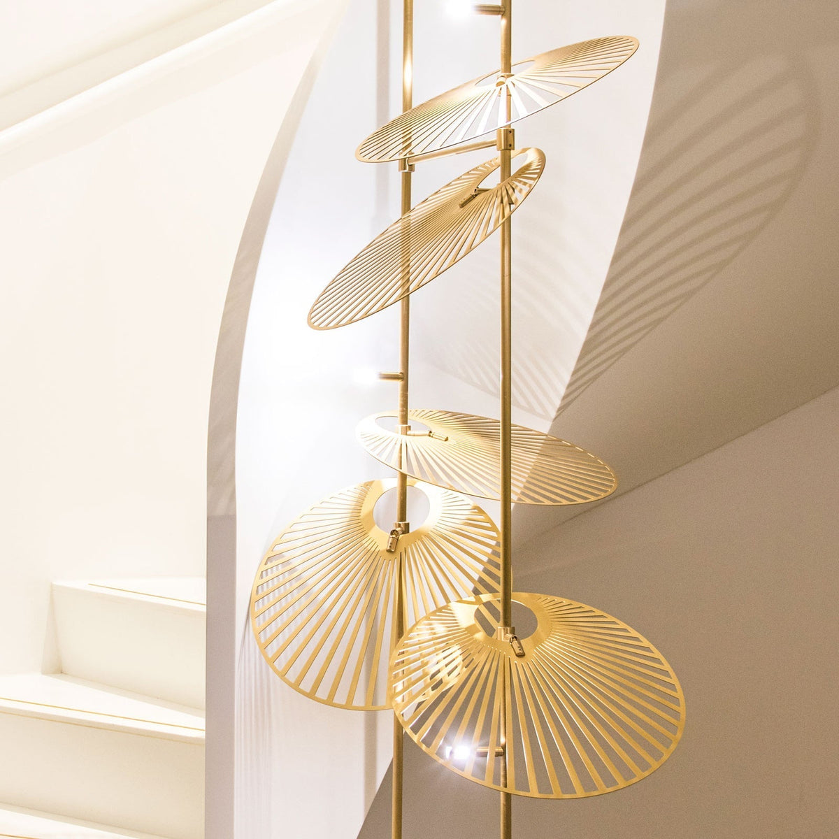 Odoraris lyxig lövlampa