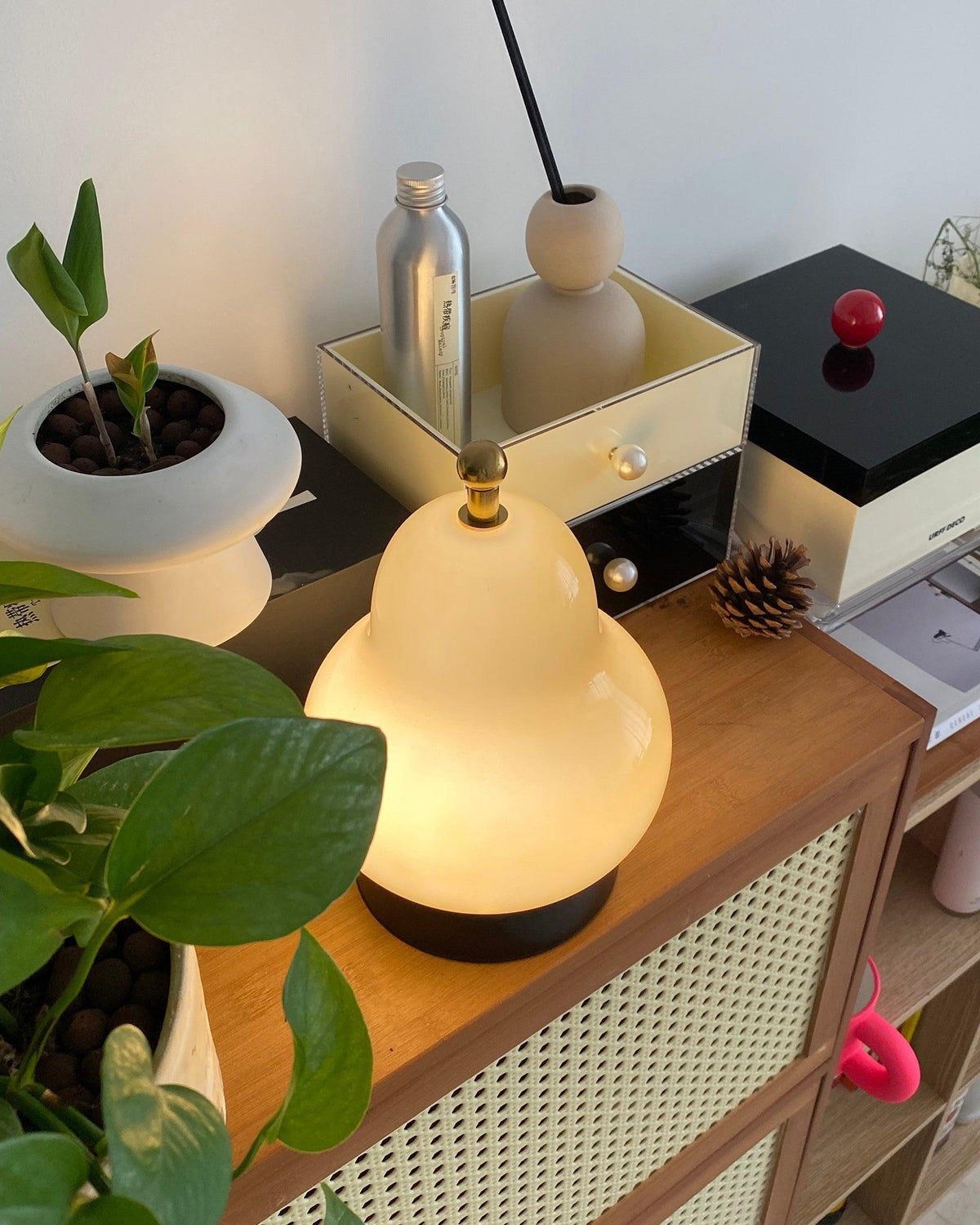 Candeeiro de mesa Rivoria (bateria incorporada)