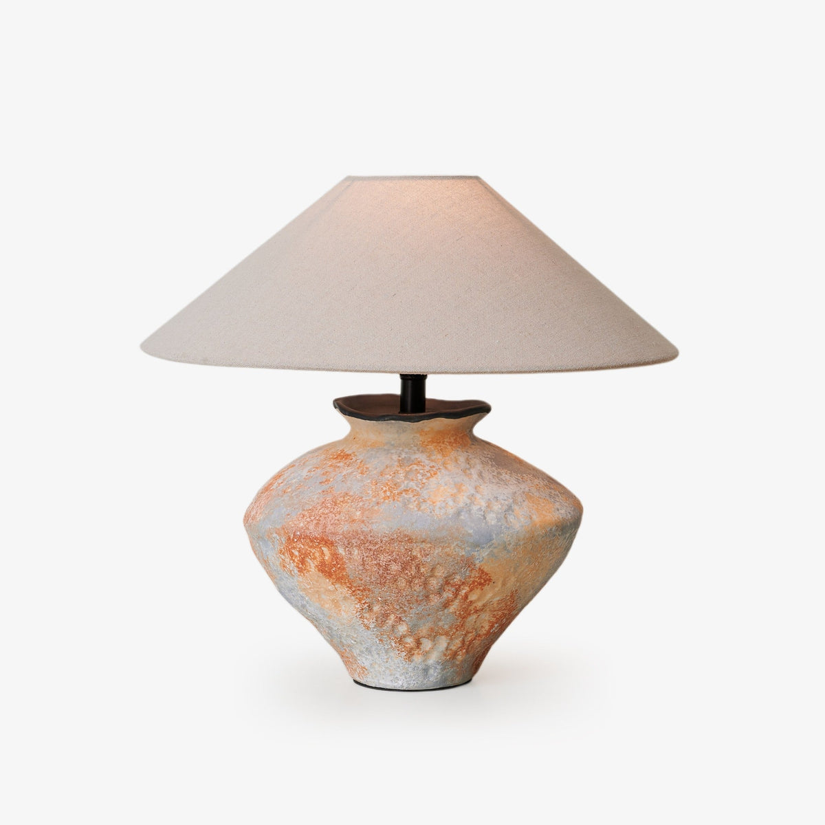 Connor modern bordslampa i keramik