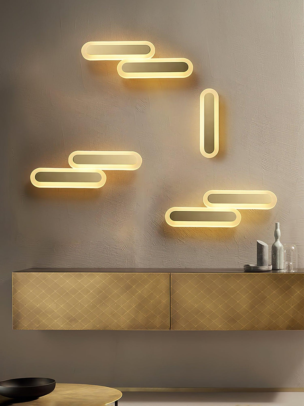Candeeiro de parede de latão minimalista moderno Solanelle