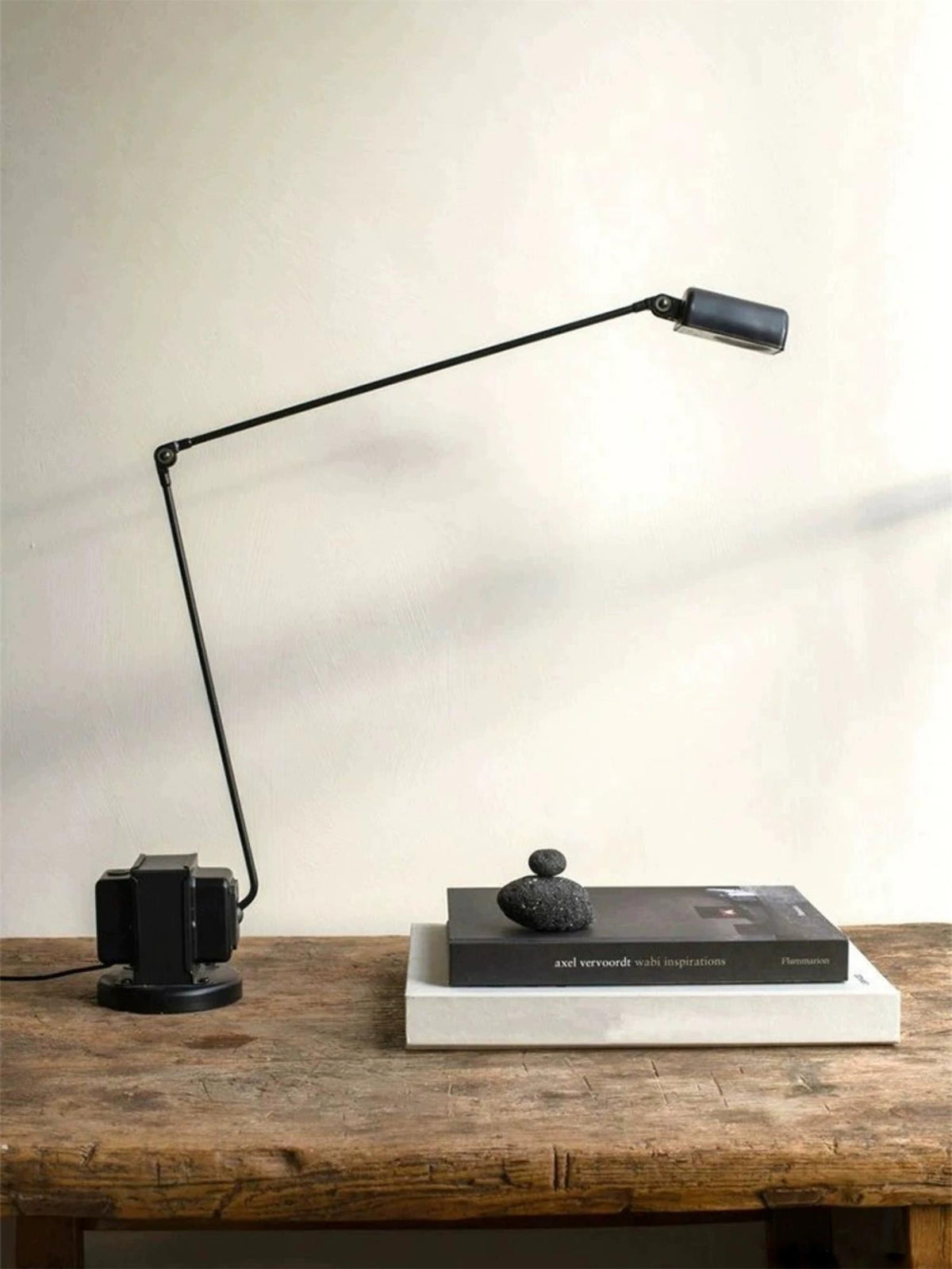 Orvyn minimalistisk bordlampe