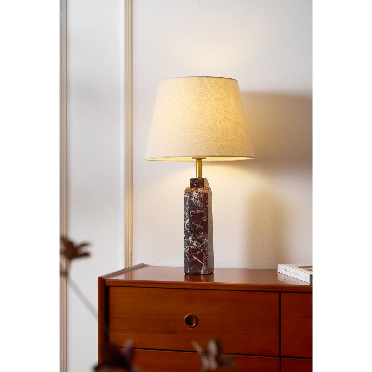 Calivise bordslampa