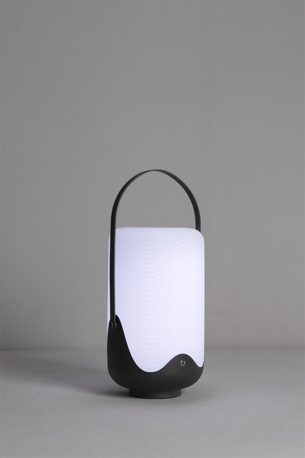 Tyler minimalistinen PE-ulkovalaisin