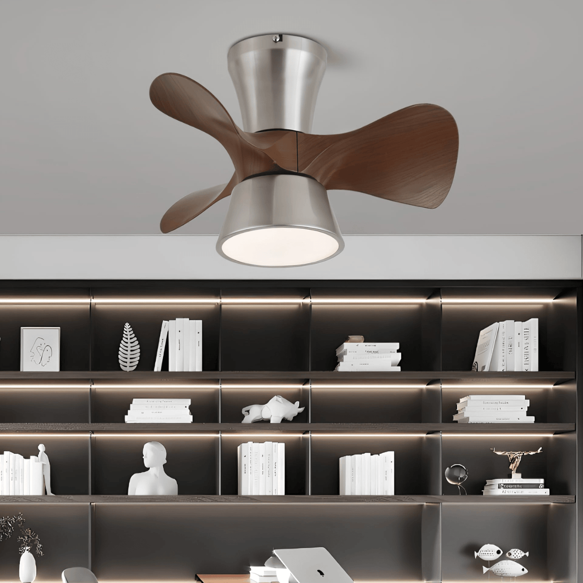 Nera moderne loftsventilator med lys i træ