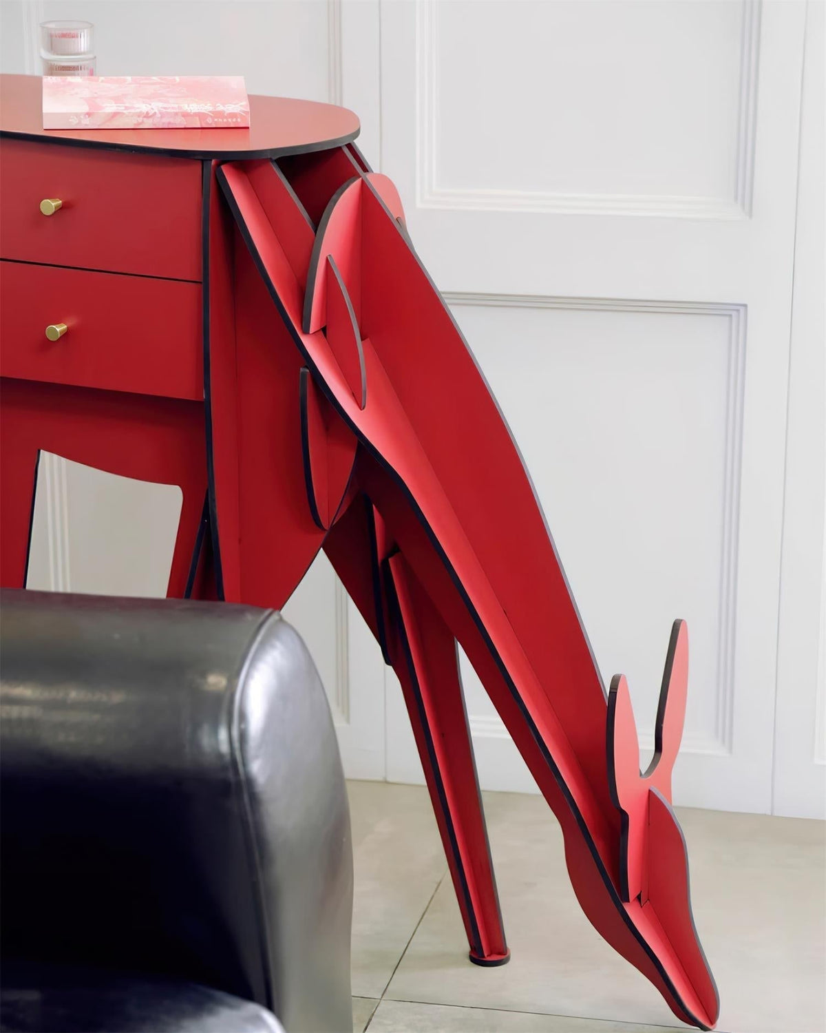 Peldes sidebord formet som et rådyr