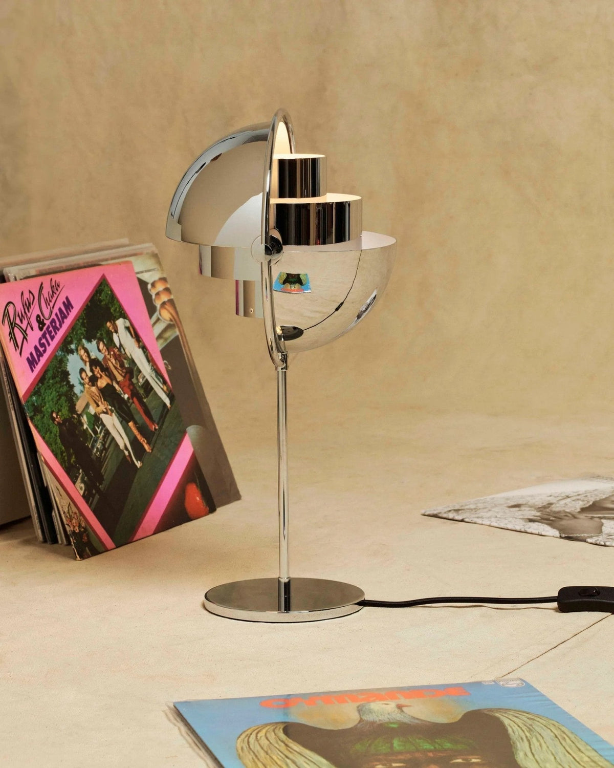 Selanine moderne bordlampe