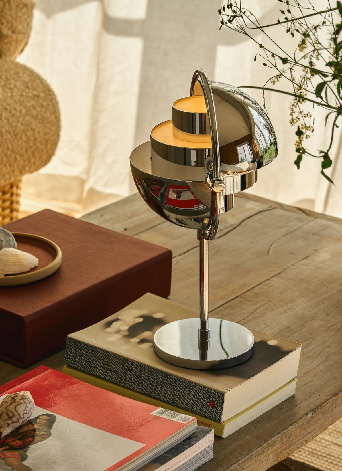 Selanine moderne bordlampe