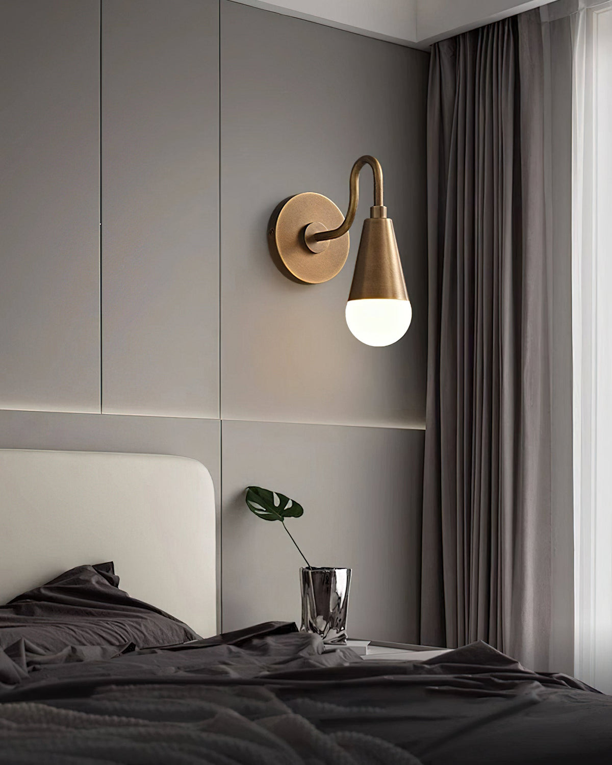 Velanelle svanhalsvägglampa